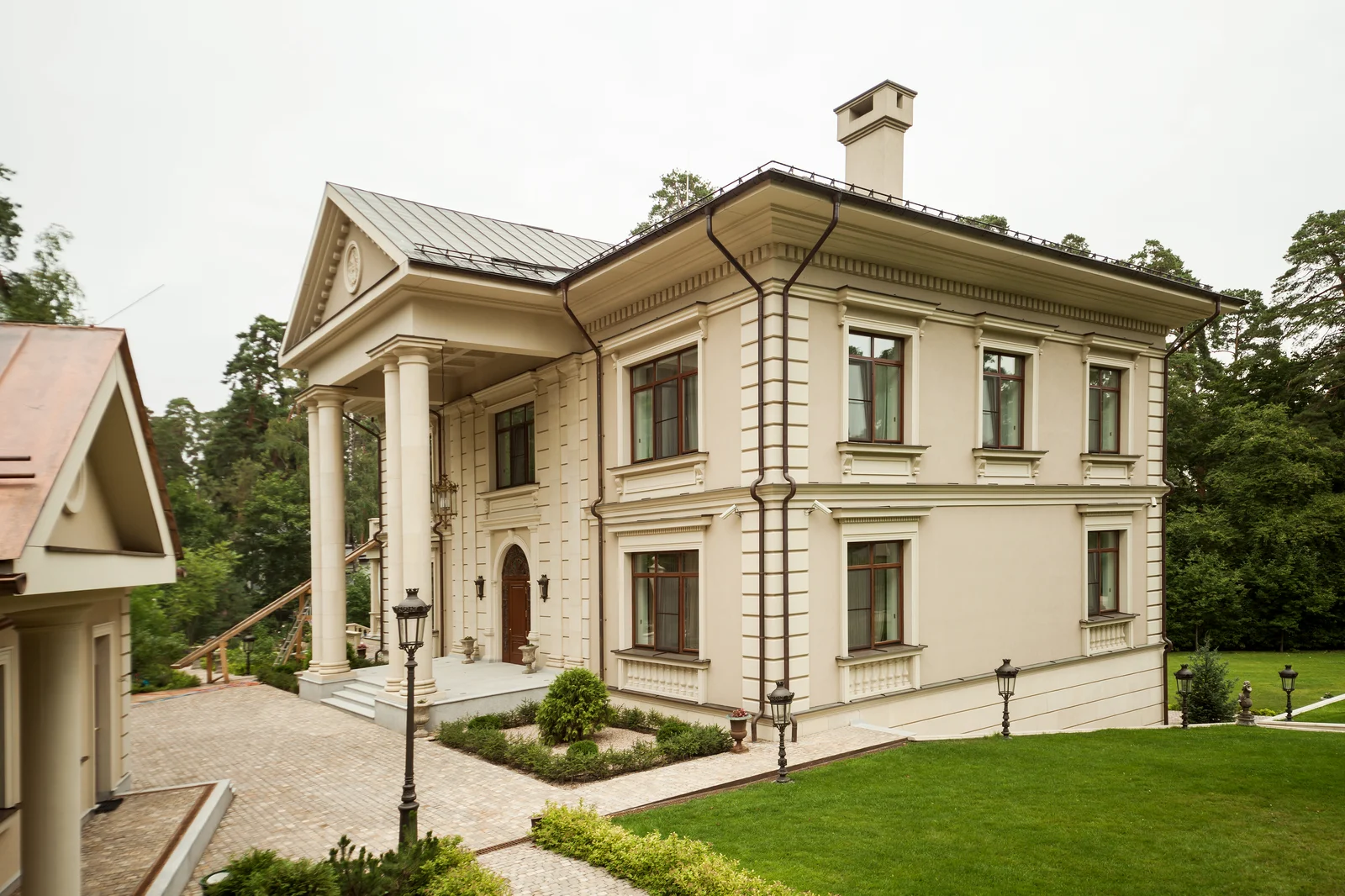 Архангельское